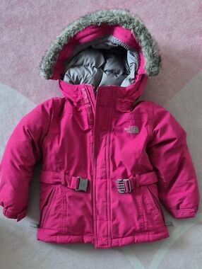 The North Face Girls' Magenta Hooded Puffer Coat with Faux Fur Trim